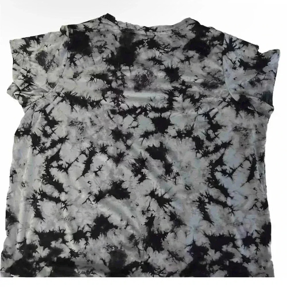 Women’s Reverse Tie Dye T Shirt Size 2XL (see pictures for measurements) - Picture 2 of 5